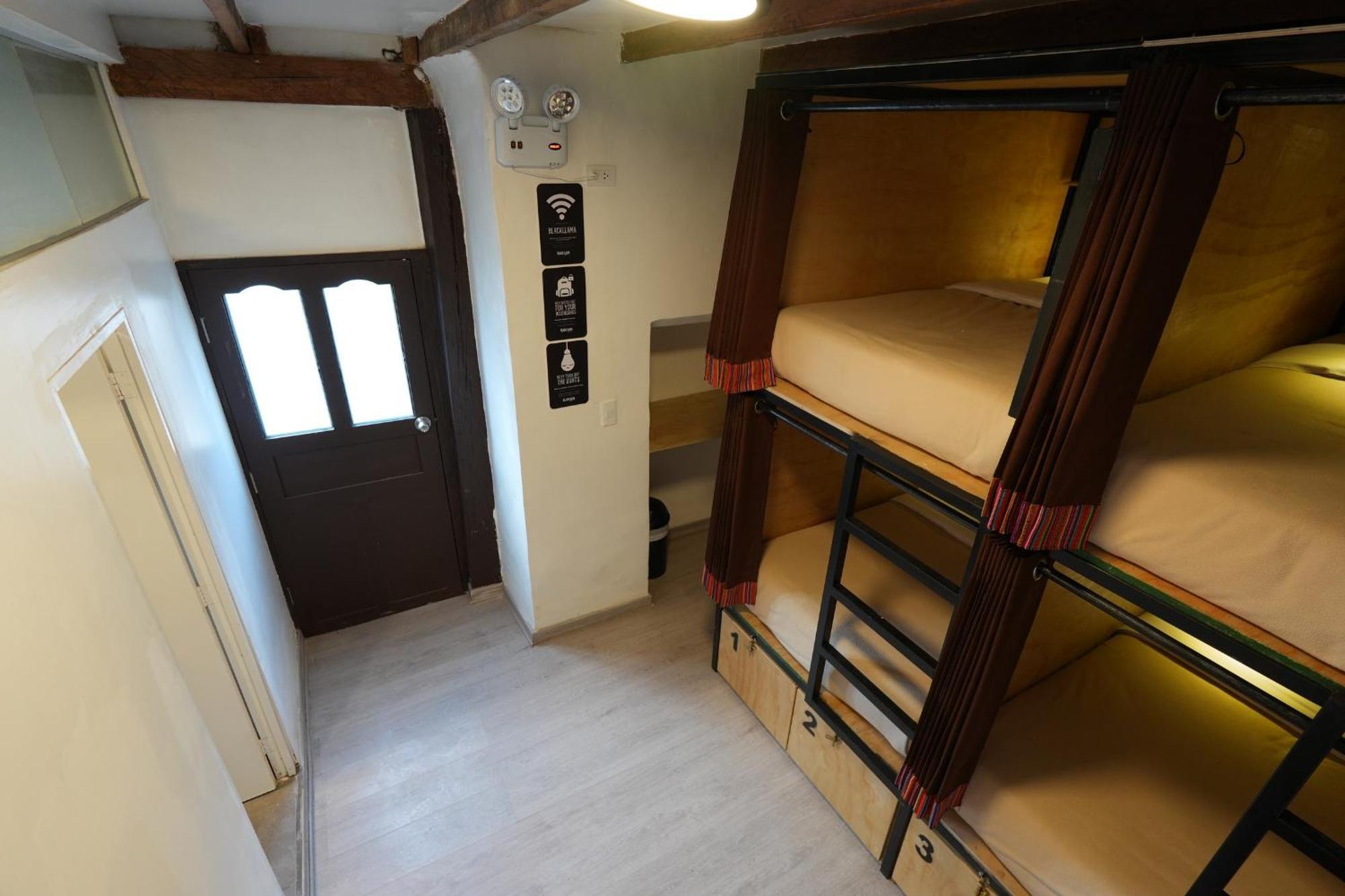 Black Llama Hostel 库斯科 客房 照片