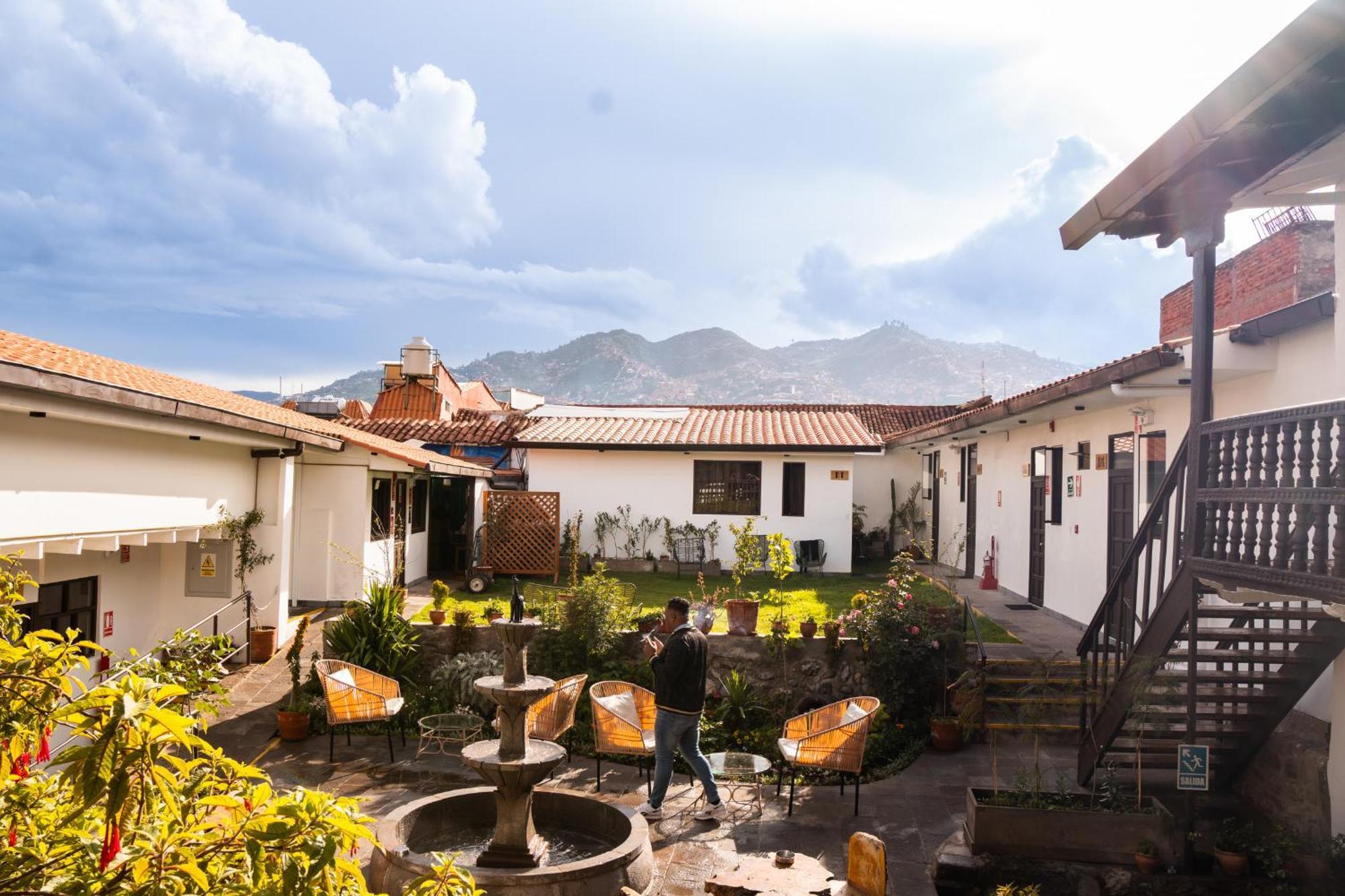 Black Llama Hostel 库斯科 外观 照片
