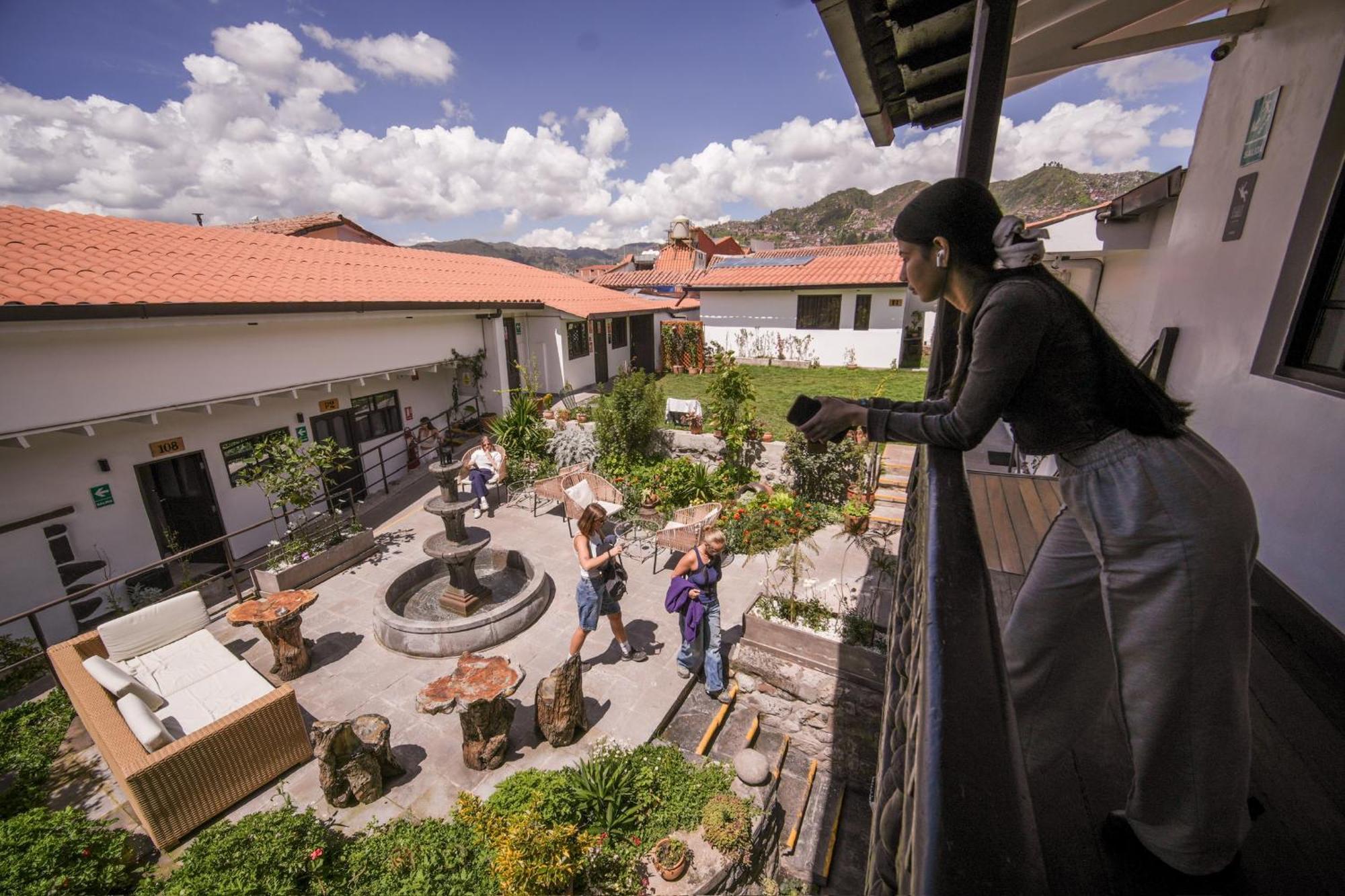 Black Llama Hostel 库斯科 外观 照片