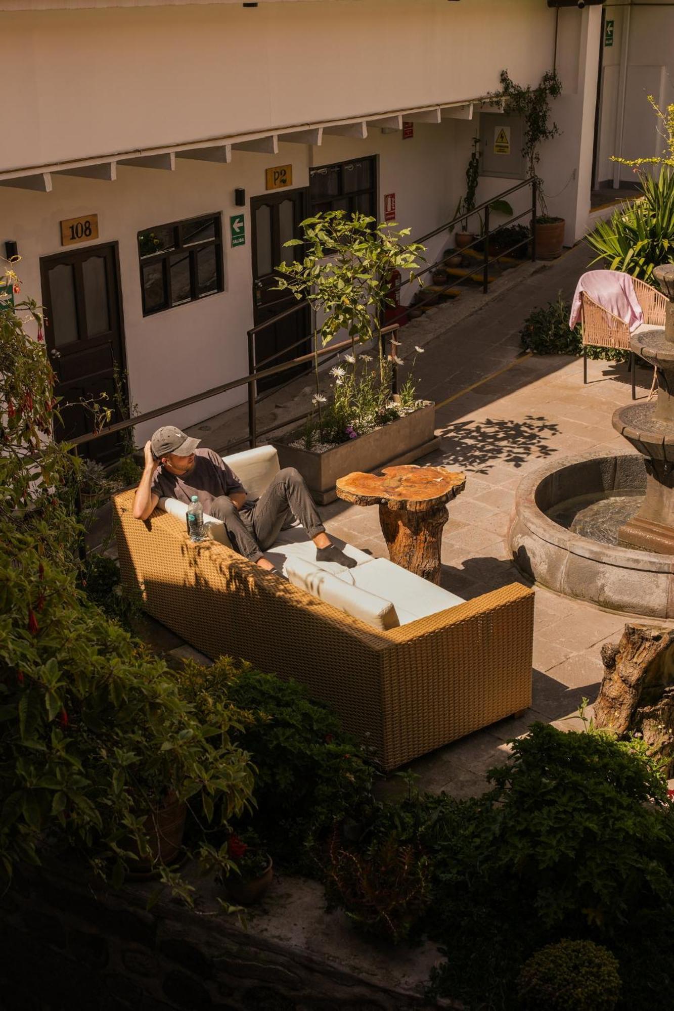 Black Llama Hostel 库斯科 外观 照片
